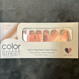 Color Street Saloon Girl